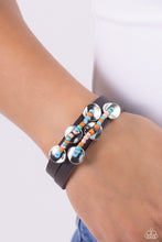 Load image into Gallery viewer, Social Sashay - Blue snap bracelet A071
