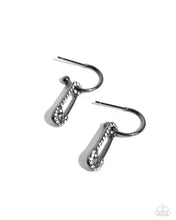 Load image into Gallery viewer, $10 SET: Safety Pin Style - Black plus matching earring UP A062
