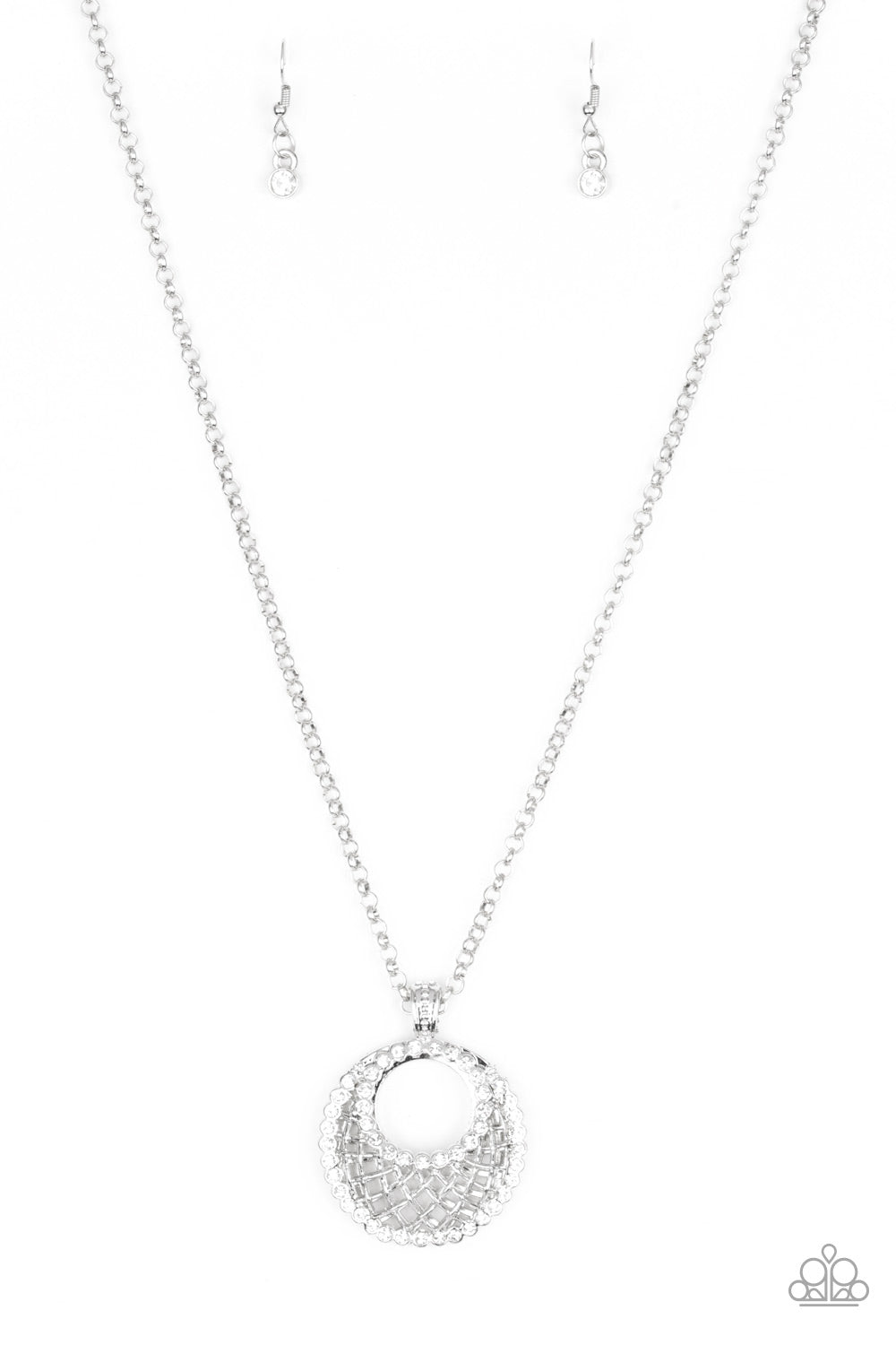 Net Worth - White necklace B059