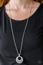 Load image into Gallery viewer, Net Worth - White necklace B059
