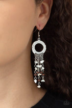 Load image into Gallery viewer, Primal Prestige - White earring 731
