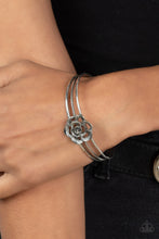 Load image into Gallery viewer, Rosy Repose - Silver bracelet B028
