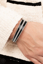 Load image into Gallery viewer, Exquisitely Empirical - black bracelet 1751
