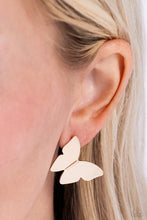 Load image into Gallery viewer, Butterfly Beholder - Gold post earring B125
